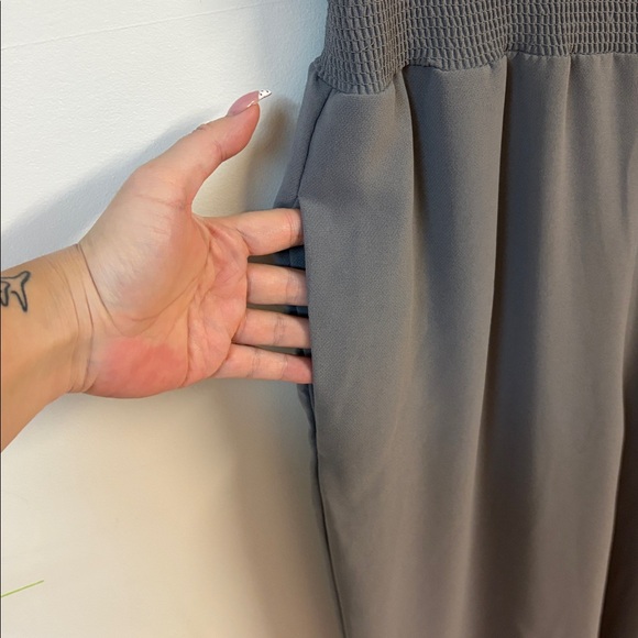 Belle Vere Elegant Gray Jumpsuit size M - Picture 4 of 5